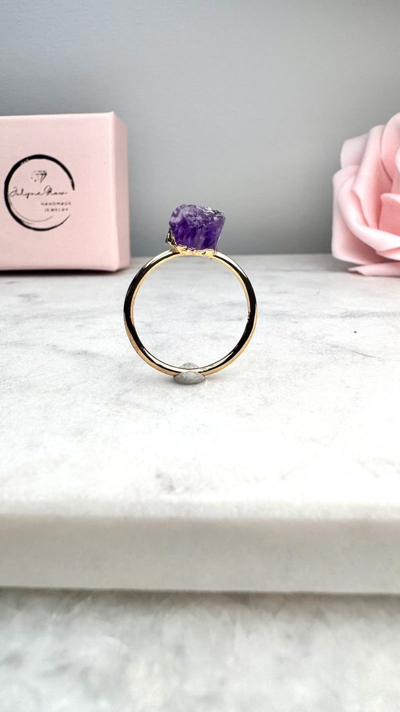 Februar Monats - Stein - Ring -Amethyst Roh, Silber- vergoldet