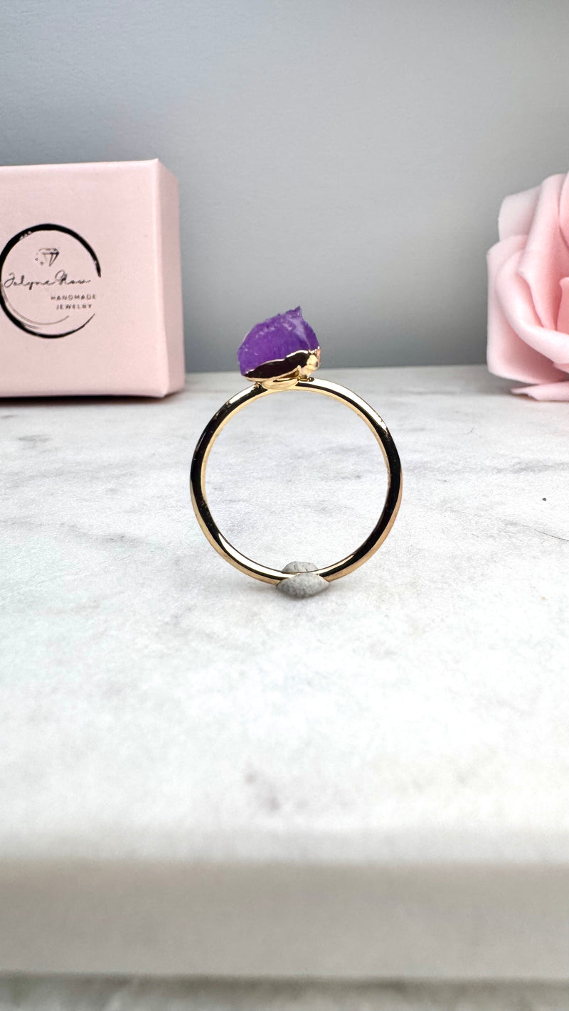 Februar Monats - Stein - Ring -Amethyst Roh, Silber- vergoldet