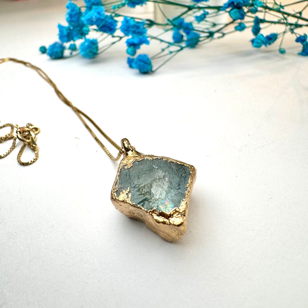 Aquamarine pendant with chain, silver, gold plated