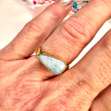 Ring mit australischem  Opal, Silber, Gold plattiert, Größe 55