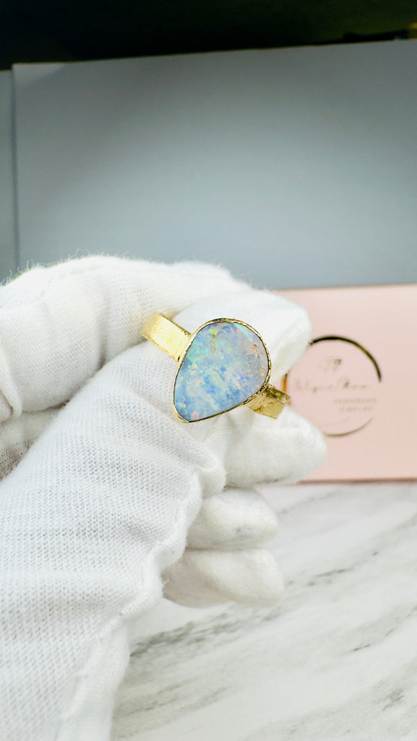 Ring mit australischem Opal, Gold plattiert, Größe 62