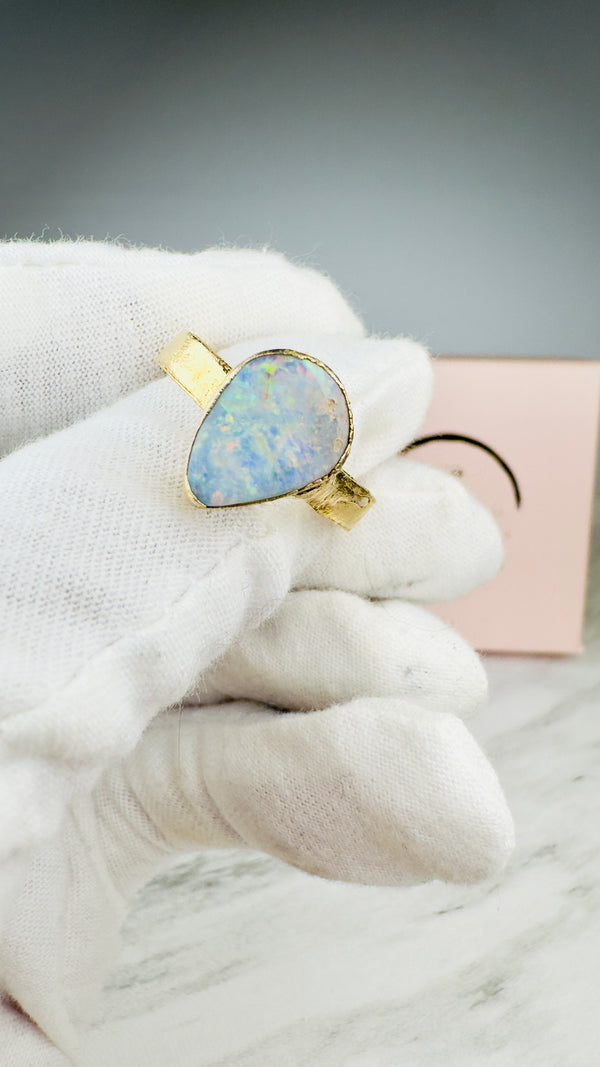 Ring mit australischem Opal, Gold plattiert, Größe 62